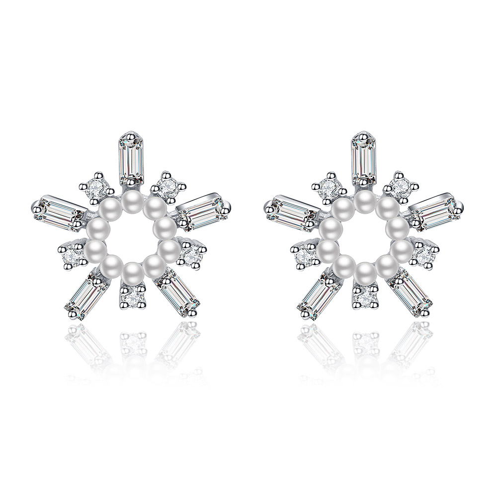White As Snow Pearl Earrings
